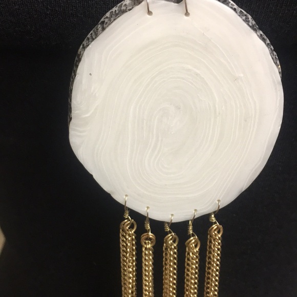 Long necklace with stone - Picture 4 of 6